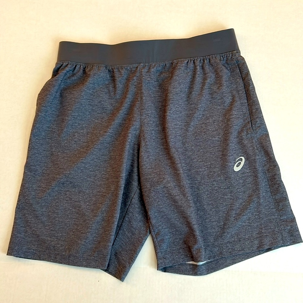 Large Asics shorts